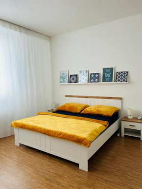 Studio Apartment Bluebell